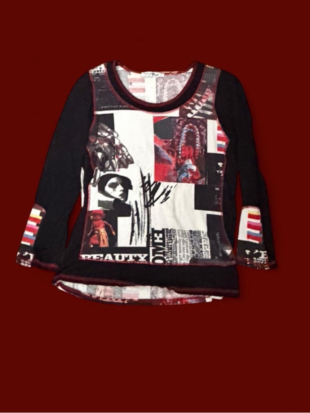 Parisian Graphic Long-Sleeve Top